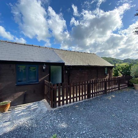 Robyns Nest, Self Catering Cottage Welshpool Bagian luar foto